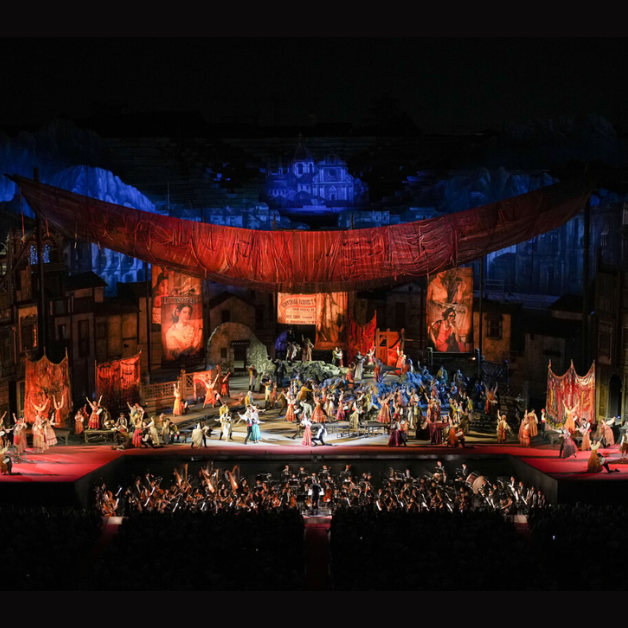 Carmen fliegt nach New York, La Bohème nach Spanien und Nabucco bereist ab September Europa