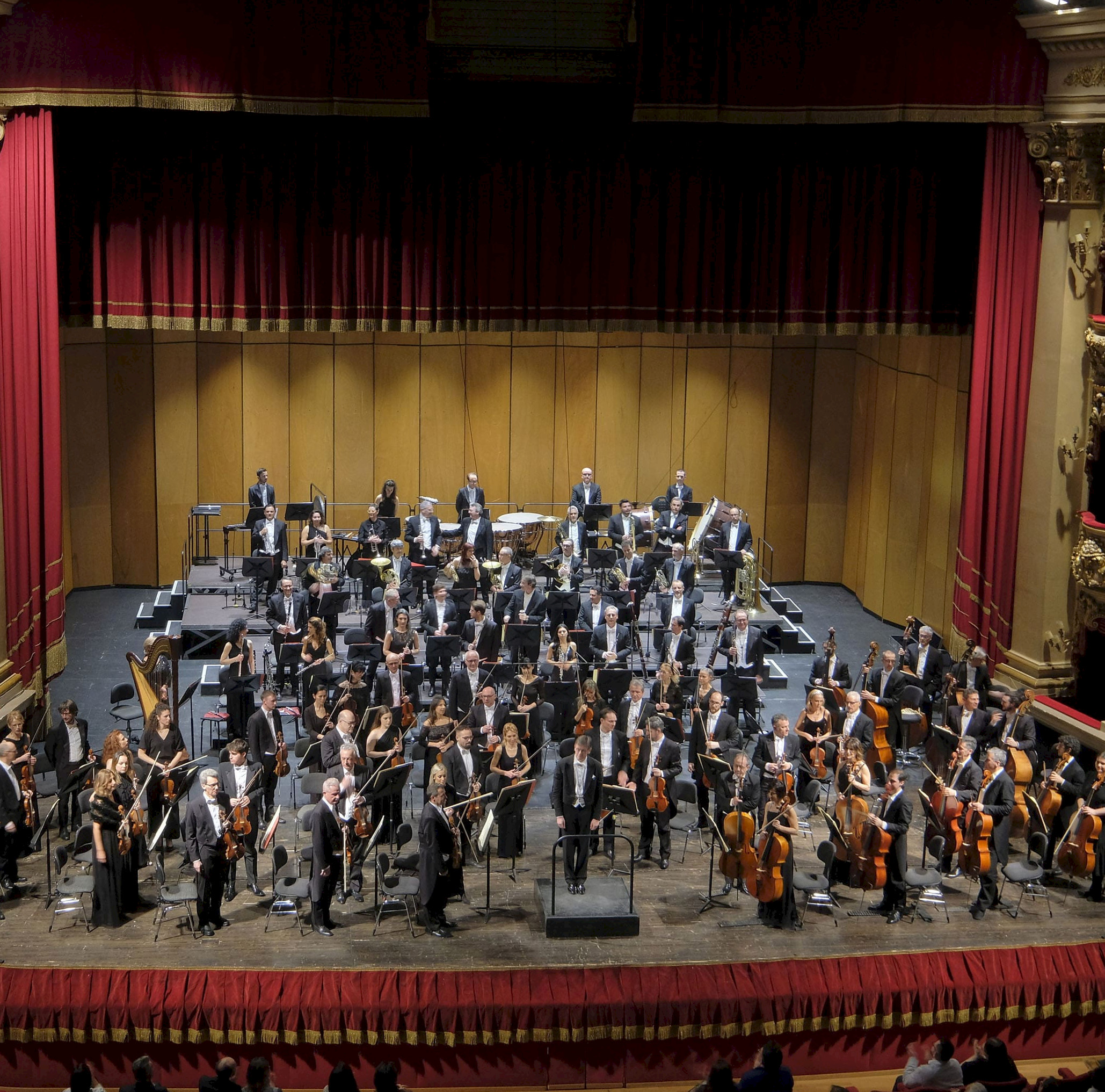 Due grandi classici del '900 per la prima volta al Filarmonico nel 9° Concerto di Fondazione Arena