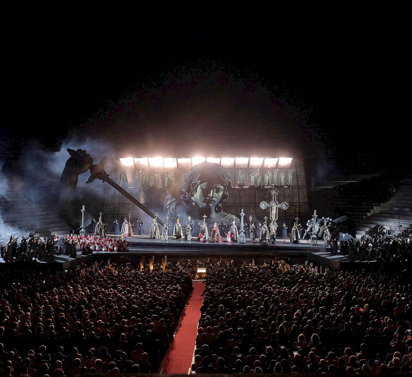 Nuovo cast al debutto in Tosca per il 100° Festival