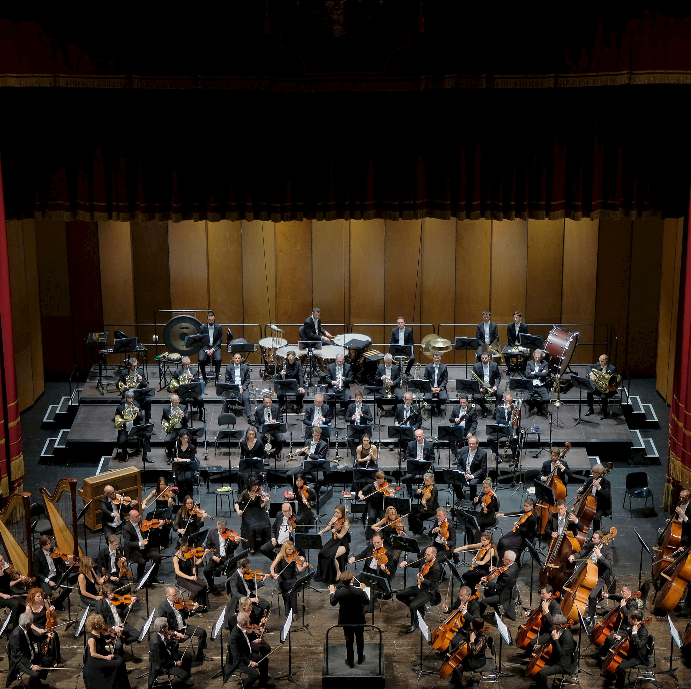 Rococò e romanticismo per il debutto di Paszkowski al 7° concerto di Fondazione Arena