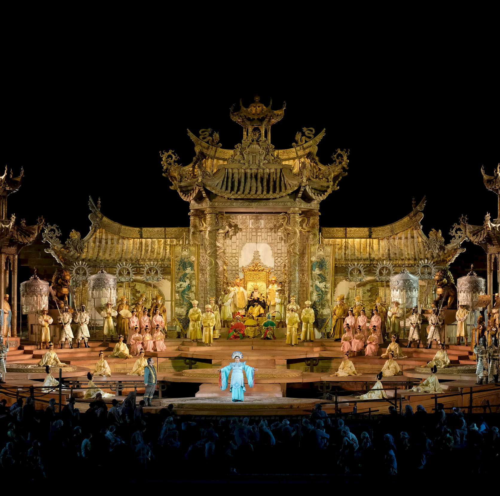 Debutta la "Turandot" da fiaba secondo Zeffirelli con Netrebko, Eyvazov e un cast di stelle