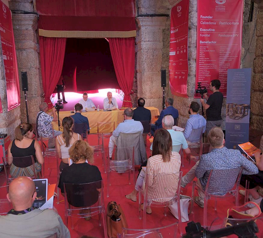 Nabucco nel classico spettacolo di Gianfranco De Bosio debutta al 100° Festival